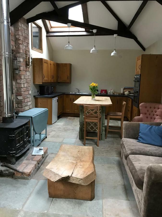Tracey'S Farmhouse Cottage Belfast Exteriör bild