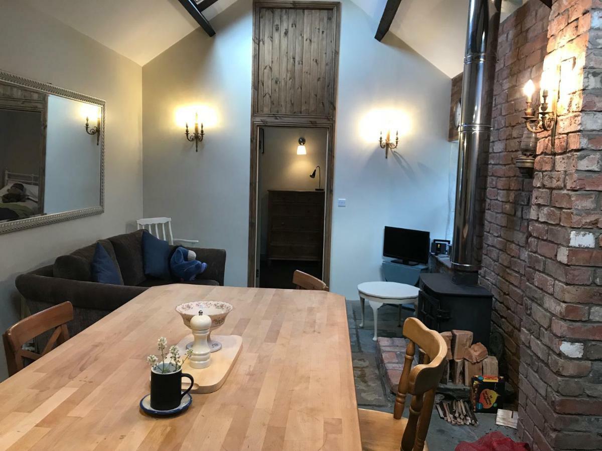 Tracey'S Farmhouse Cottage Belfast Exteriör bild